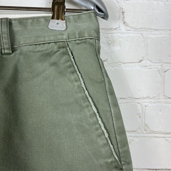 American Eagle 🦅 woman’s shorts green size 6 - Picture 2 of 8